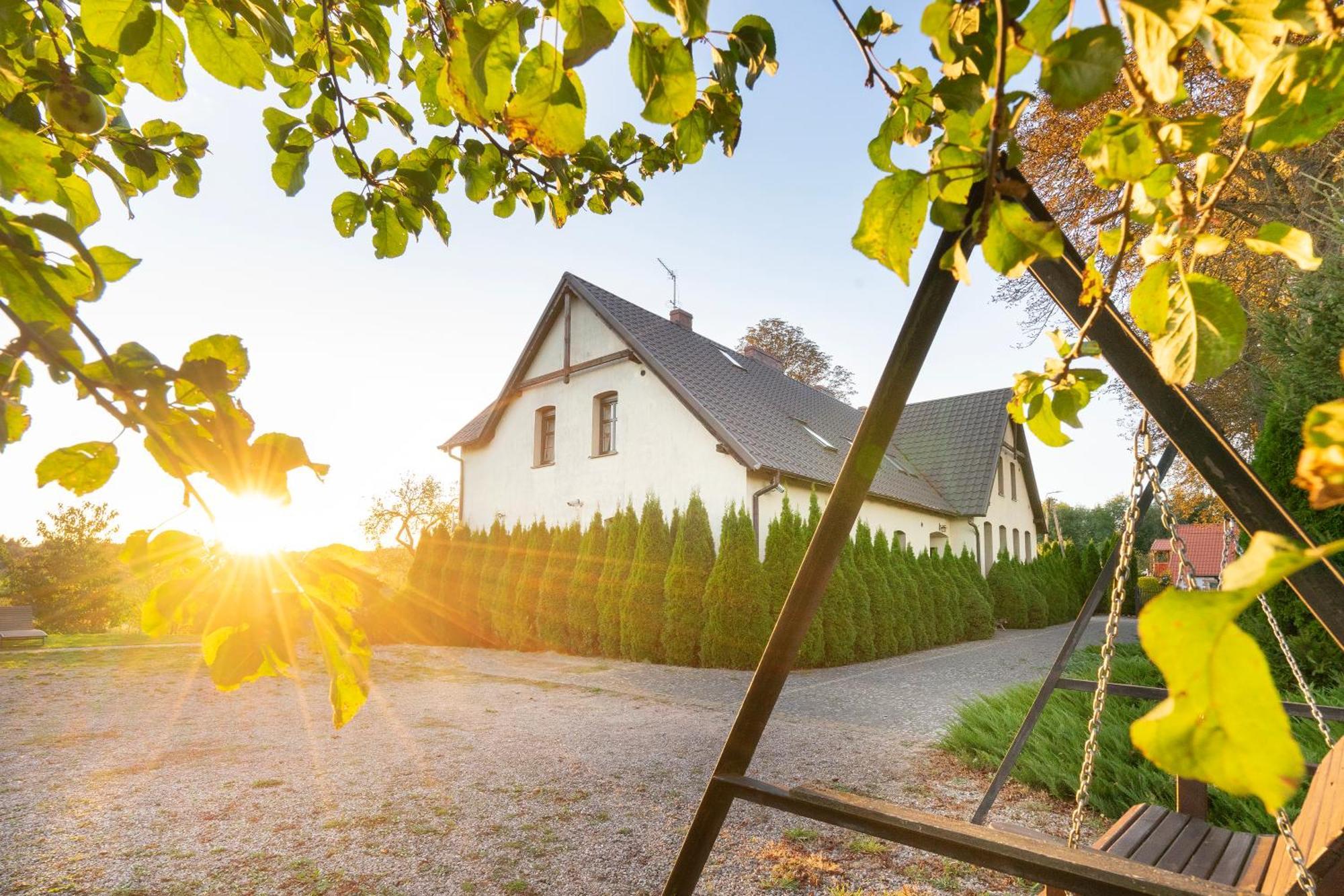 Folwark Minikowo - Agroturystyka W Borach Tucholskich - 5 Pokoi Z Prywatnymi Lazienkami Byslaw Exteriör bild